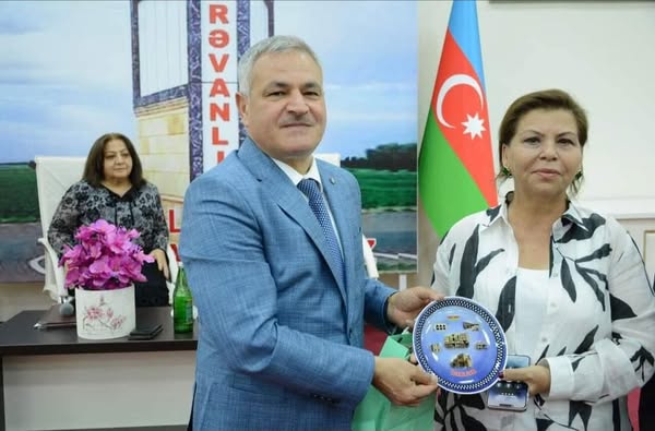 ADPU kollektivi Tərtər Rayon İcra Hakimiyyətində təşkil olunan kitab təqdimatında iştirak etmişdir