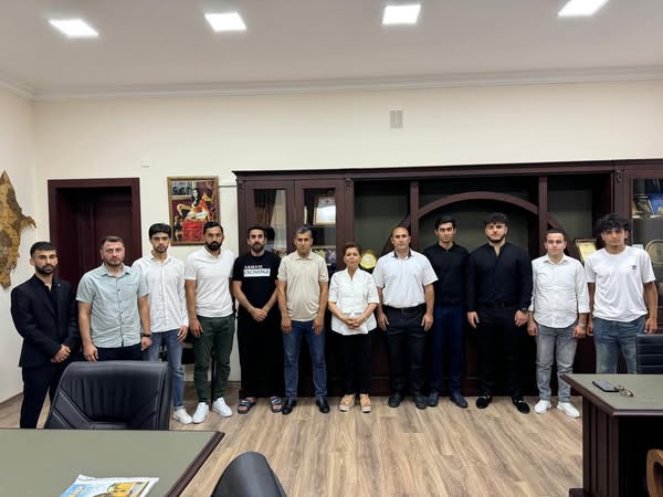 Prof. Mahirə Hüseynova ilə Keşişkənd futbol komandası heyətinin görüşü keçirilmişdir.