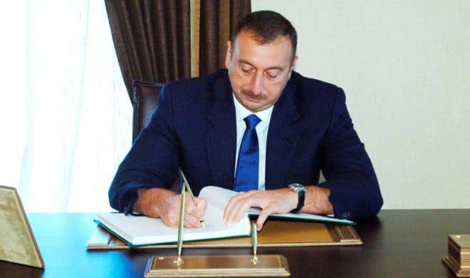 Mirzə Qədim İrəvaninin 200 illiyi qeyd ediləcək.