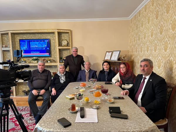 Ömrünün 50 ilini təhsil sahəsinə həsr edən insan-Nəsrulla Xurşud oğlu Məmmədov.
