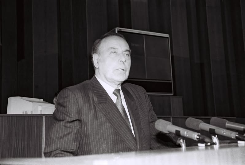 Azərbaycan Respublikası Ali Sovetinin birinci sessiyasında çıxışı, 05.02.1991
