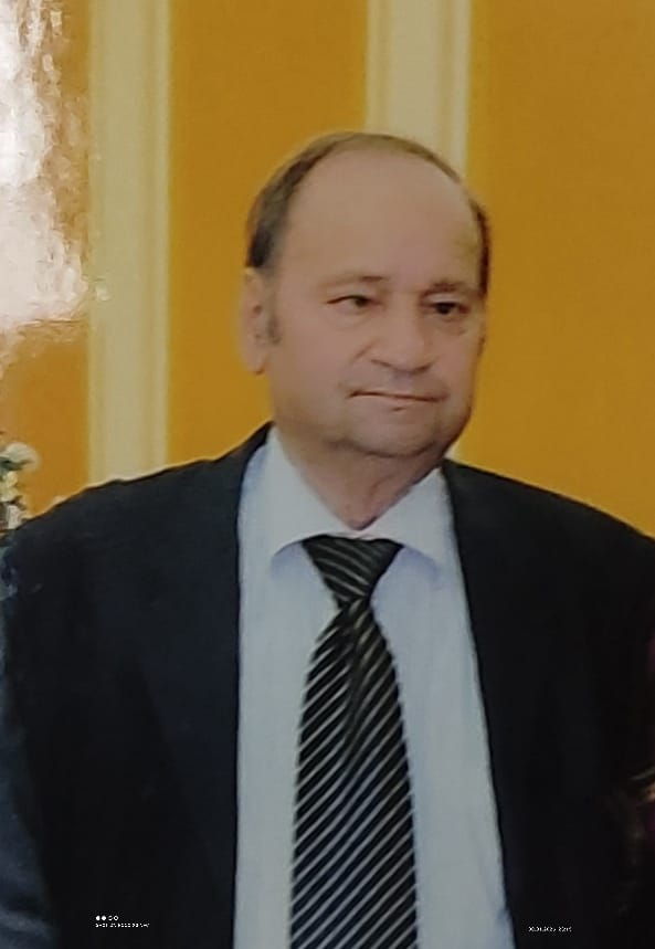 VƏTƏN HƏSRƏTLİ BİR ÖMÜR