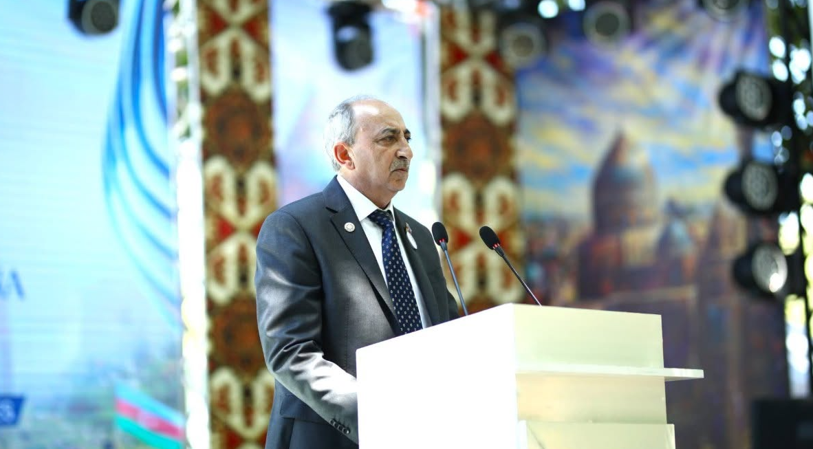 ƏZİZ ƏLƏKBƏRLİ: DAYANIQLI SÜLHÜN ƏSAS ŞƏRTİ QƏRBİ AZƏRBAYCANLILARIN GERİ QAYIDIŞIDIR